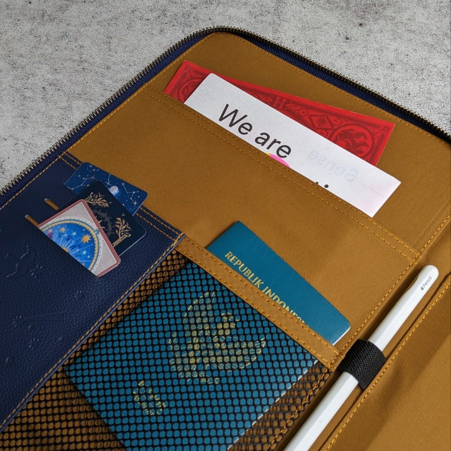 Galaxia Embroidered iPad Sleeve